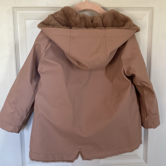 Zara kids water repellent rain jacket size 3-4years color pink - Picture 2 of 6